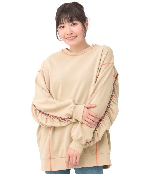 チチカカ（チチカカ）の「ギャザースリーブプルオーバー（スウェット・レディース・ライトベージュ/ブルー/ブラック・FREE）」の13枚目の写真