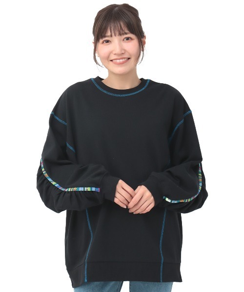 チチカカ（チチカカ）の「ギャザースリーブプルオーバー（スウェット・レディース・ライトベージュ/ブルー/ブラック・FREE）」の12枚目の写真