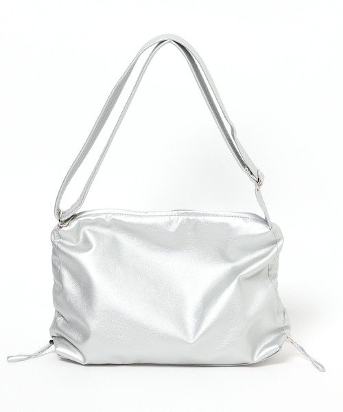 GLOBAL WORK(グローバルワーク)の「軽量変形ソフトPUミニショルダー/990312(ショルダーバッグ・レディース・ブラック/シルバー/アイボリー・ONE SIZE)」の13枚目の写真