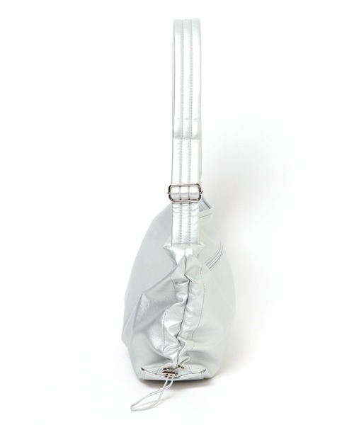 GLOBAL WORK(グローバルワーク)の「軽量変形ソフトPUミニショルダー/990312(ショルダーバッグ・レディース・ブラック/シルバー/アイボリー・ONE SIZE)」の14枚目の写真