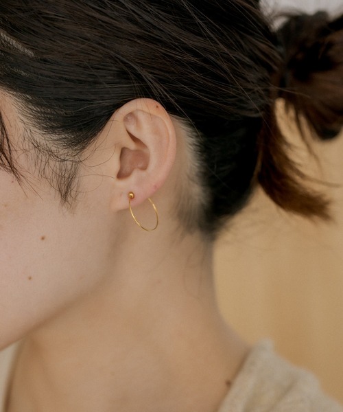 ear PAPILLONNER（イアパピヨネ）の「極細20mmフープイヤリング（イヤリング・レディース・ゴールド/シルバー・FREE）」の9枚目の写真