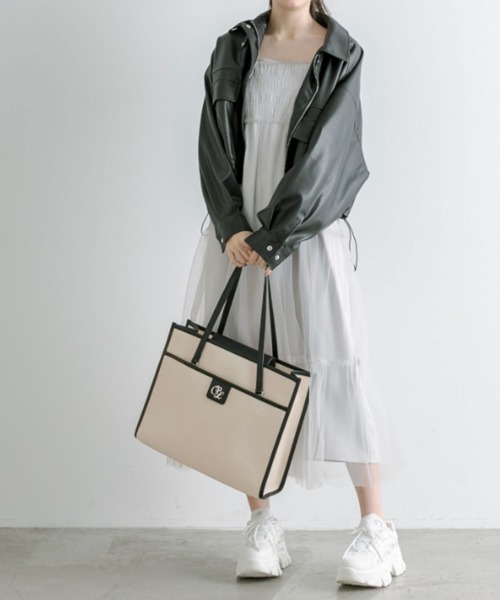 OLIVE des OLIVE（オリーブデオリーブ）の「【WEB限定】エンブレム付き