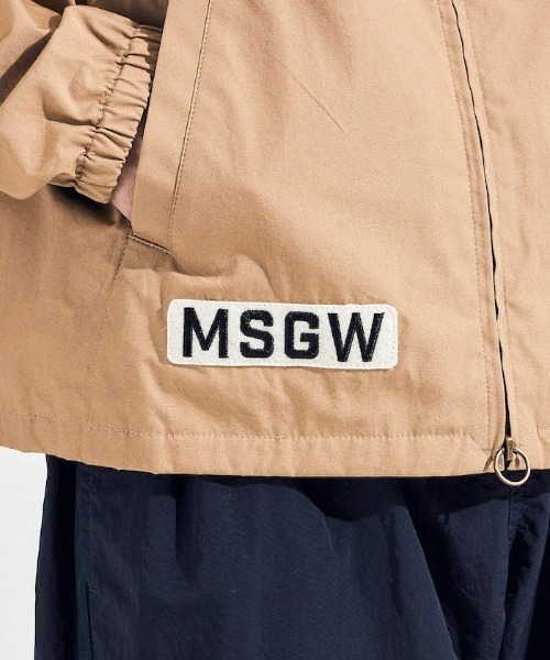 penguin BY MUNSINGWEAR（ペンギン バイ マンシングウェア）の「GOLF SWING TOP / ゴルフスウィングトップ（ブルゾン・メンズ・ベージュ/ネイビー・L/XL/M）」の10枚目の写真