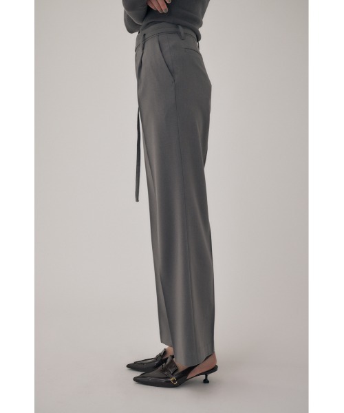 M_（エムアンダーバー）の「リサイクルポリエステル使用 ベルト付きスラックス（スラックス・レディース・グレー/オレンジ・2/1/0）」の6枚目の写真