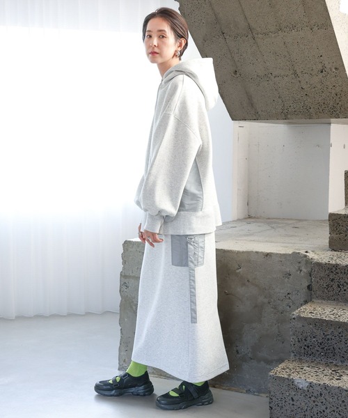 LEPSIM（レプシィム）の「異素材パーカー　992089（パーカー・レディース・オフホワイト/グレー/ブラック・FREE）」の15枚目の写真