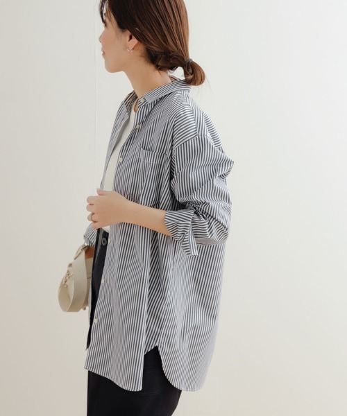 URBAN RESEARCH DOORS（アーバンリサーチドアーズ）の「コットンレギュラーカラーオーバーシャツ（シャツ/ブラウス・レディース・ストライプ/ホワイト・MEDIUM）」の18枚目の写真