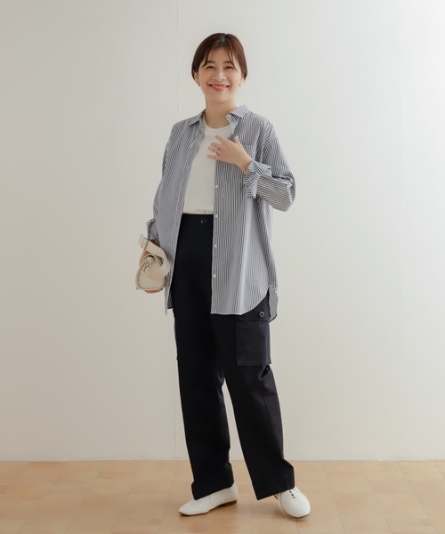 URBAN RESEARCH DOORS（アーバンリサーチドアーズ）の「コットンレギュラーカラーオーバーシャツ（シャツ/ブラウス・レディース・ストライプ/ホワイト・MEDIUM）」の14枚目の写真