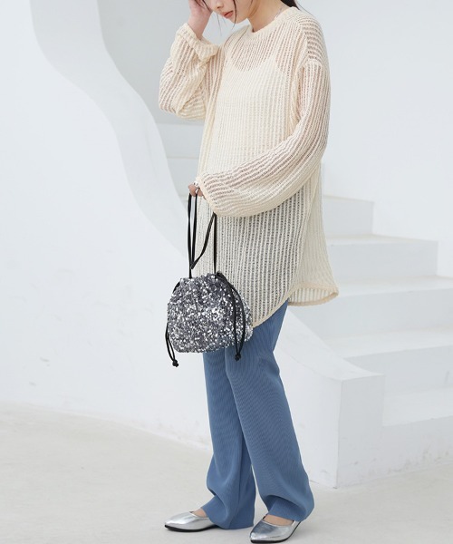 Doux Belle(ドゥーベル)の「シースルーメッシュロングトップス(Tシャツ/カットソー・レディース・アイボリー/ブラック・MEDIUM)」の5枚目の写真