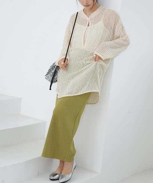 Doux Belle(ドゥーベル)の「シースルーメッシュロングトップス(Tシャツ/カットソー・レディース・アイボリー/ブラック・MEDIUM)」の6枚目の写真