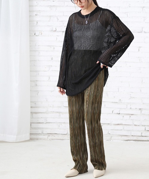Doux Belle(ドゥーベル)の「シースルーメッシュロングトップス(Tシャツ/カットソー・レディース・アイボリー/ブラック・MEDIUM)」の13枚目の写真