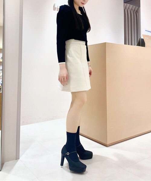 ESPERANZA（エスペランサ）の「スクエアトゥプラットフォームパンプス 結婚式二次会 パーティー24SS（パンプス・レディース・グレー系4/アイボリー系2/ブラック系4・23.5cm/23.0cm/22.5cm/22.0cm/24.5cm/24.0cm）」の6枚目の写真