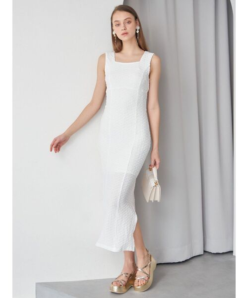 MERCURYDUO（マーキュリーデュオ）の「バックシャンカットワンピース（ワンピース・レディース・オフホワイト/ブラック/ラベンダー・SMALL/MEDIUM）」の11枚目の写真