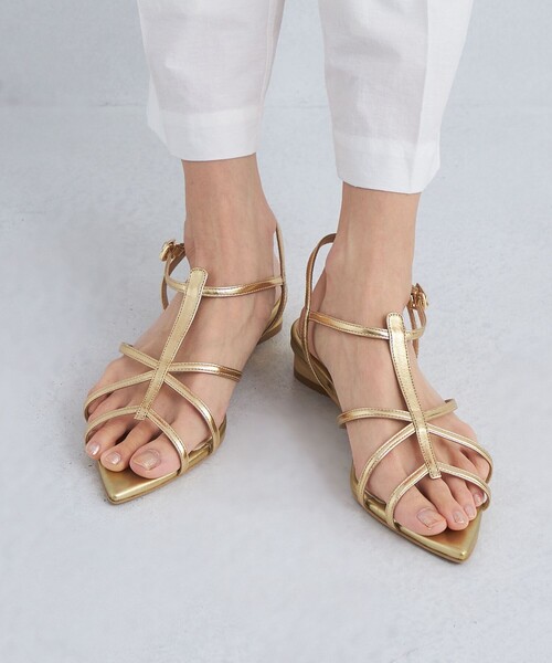 green label relaxing（グリーンレーベルリラクシング）の「ポインテッド ナロウベルト サンダル（2.5cmヒール）（サンダル・レディース・ブラック/ベージュ/ゴールド・S/M/L/XL）」の3枚目の写真