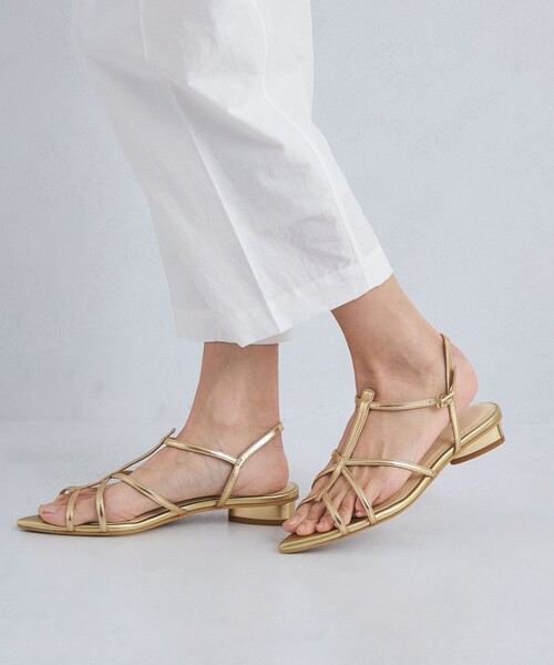 green label relaxing（グリーンレーベルリラクシング）の「ポインテッド ナロウベルト サンダル（2.5cmヒール）（サンダル・レディース・ブラック/ベージュ/ゴールド・S/M/L/XL）」の22枚目の写真