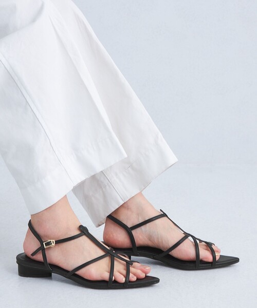 green label relaxing（グリーンレーベルリラクシング）の「ポインテッド ナロウベルト サンダル（2.5cmヒール）（サンダル・レディース・ブラック/ベージュ/ゴールド・S/M/L/XL）」の21枚目の写真