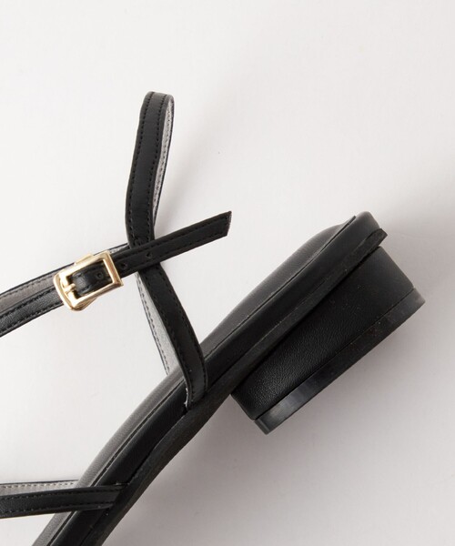 green label relaxing（グリーンレーベルリラクシング）の「ポインテッド ナロウベルト サンダル（2.5cmヒール）（サンダル・レディース・ブラック/ベージュ/ゴールド・S/M/L/XL）」の14枚目の写真