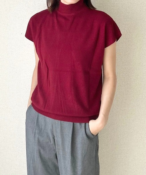 H.TOKYO(エイチトウキョウ)の「フレンチスリーブ モックネックニット(ニット/セーター・レディース・ベージュ/レッド/ホワイト/ブラック/グレー・FREE)」の5枚目の写真