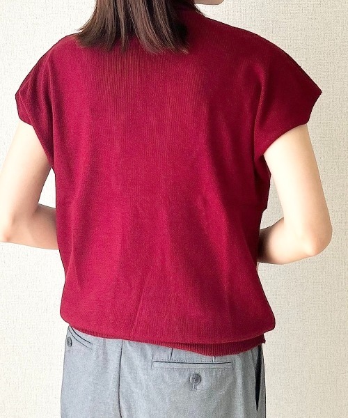 H.TOKYO(エイチトウキョウ)の「フレンチスリーブ モックネックニット(ニット/セーター・レディース・ベージュ/レッド/ホワイト/ブラック/グレー・FREE)」の11枚目の写真