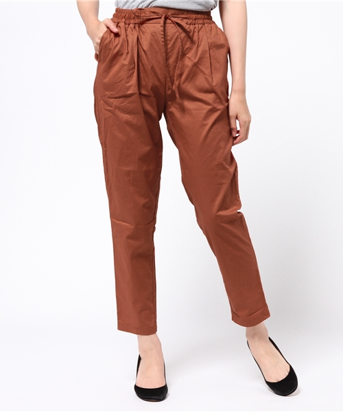 MOUSSY（マウジー）の「PLAIN LOOSE PT（その他パンツ・レディース・カーキ系/ブラック/ブルー/オレンジ・2/1）」の4枚目の写真