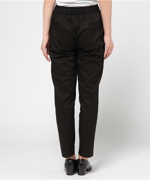 MOUSSY（マウジー）の「PLAIN LOOSE PT（その他パンツ・レディース・カーキ系/ブラック/ブルー/オレンジ・2/1）」の7枚目の写真