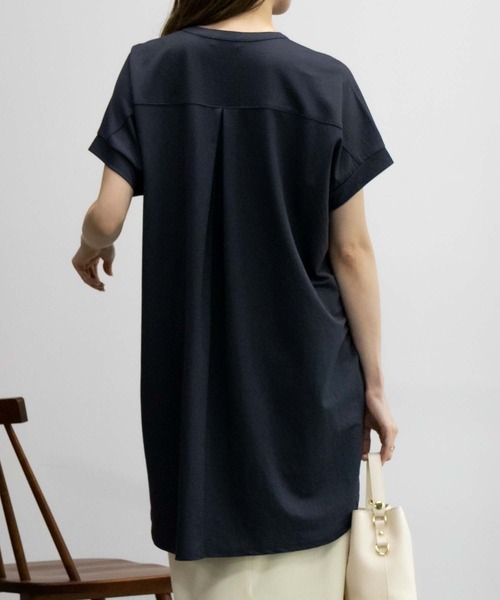 NAVY(ネイビー)の「【接触冷感・制菌加工】NAVY サラリ ピンタックチュニックプルオーバー シャツ見え(Tシャツ/カットソー・レディース・チャコールグレー/グレイッシュベージュ/ライトベージュ/ピンク系その他・L/M/S/XL)」の15枚目の写真