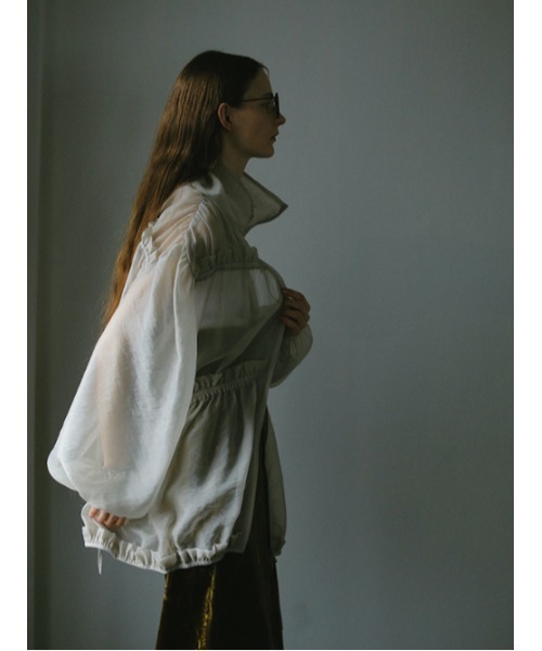 AMAIL(アマイル)の「Angel eary blouson(ブルゾン・レディース・グレイッシュベージュ/ピンク・FREE)」の3枚目の写真