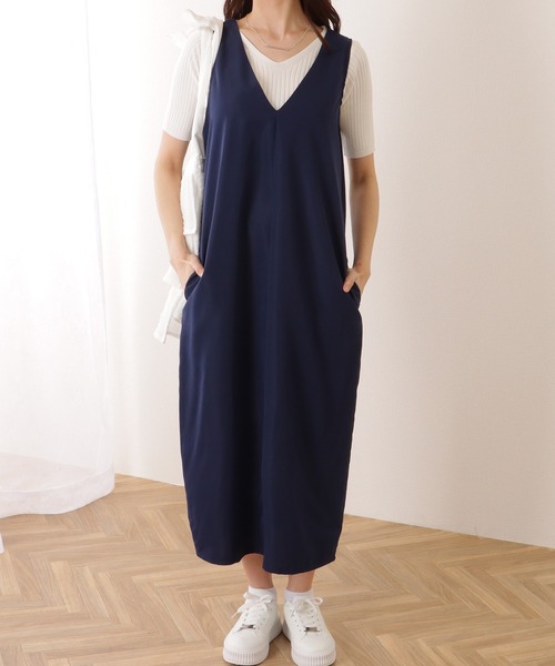 Lace Ladies（レースレディース）の「Vネック Iライン ノースリーブロング ワンピース（ワンピース・レディース・ブラック/グレー/ベージュ/ネイビー・M/L）」の10枚目の写真