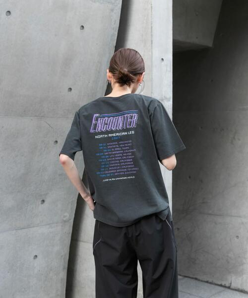 SENSE OF PLACE by URBAN RESEARCH(センスオブプレイスバイアーバンリサーチ)の「グラフィックバンドTシャツ(半袖)(Tシャツ/カットソー・レディース・その他3/その他2/その他1・ONE)」の18枚目の写真