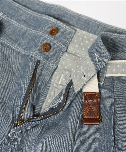 Westwood Outfitters（ウエストウッドアウトフィッターズ）の「【Westwood Outfitters】綿麻ダンガリー ベルト付きトラウザー（その他パンツ・レディース・カーキ/ブルー/ベージュ・SMALL/MEDIUM）」の11枚目の写真