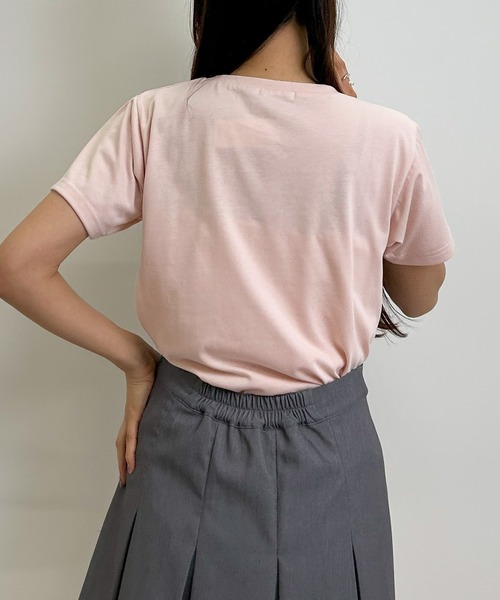 INGNI(イング)の「ふくれ刺しゅう装飾ロゴTシャツ(Tシャツ/カットソー・レディース・ピンク系7/ホワイト×ブラック/ブラック×ホワイト・M)」の14枚目の写真