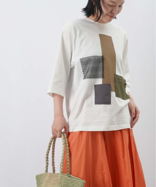 LUCA/LADY LUCK LUCA(ルカ/レディラックルカ)の「LC/LLL パッチワークTシャツ / 異素材MIXパッチワークTee(Tシャツ/カットソー・レディース・ブラック/カーキ/オフホワイト・FREE)」の2枚目の写真