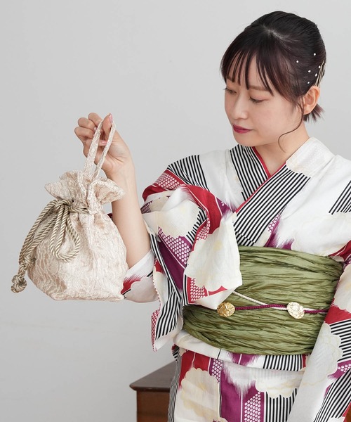 utatane（ウタタネ）の「巾着バッグ レース 日本製（和装小物・レディース・ベージュ・FREE）」の5枚目の写真