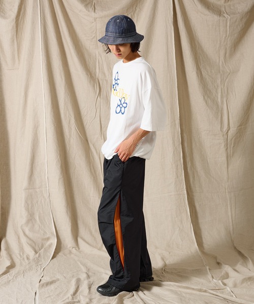 SIDE ZIP KNEE TUCK PANTS / サイドジップニータックパンツ（その他パンツ）｜WETTEMPT（ウィテンプト）