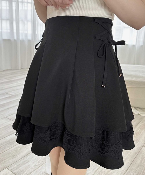 couture BY ROJITA(クチュールバイロジータ)の「レーシーティアードミニスカート(スカート・レディース・パープル/ブラック/マルチ/その他/ブラウン・FREE)」の2枚目の写真