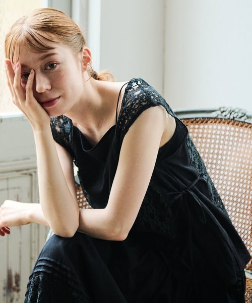 Crisp（クリスプ）の「サイドラインレースブラウス（シャツ/ブラウス・レディース・ブラック/アイボリー・FREE）」の5枚目の写真