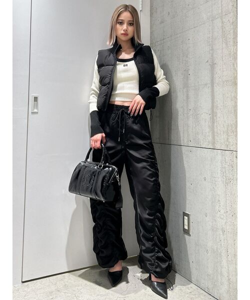 GYDA（ジェイダ）の「2WAYエナメルボストンBAG（ボストンバッグ・レディース・ブラック/オフホワイト・FREE）」の11枚目の写真