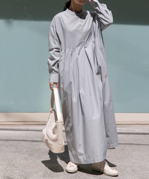 FORK&SPOON（フォークアンドスプーン）の「FORK&SPOON　タックワイドワンピース（ワンピース・レディース・ブルー系その他/ブラック系その他・1/2）」の4枚目の写真