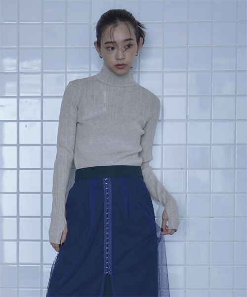 miette(ミエット)の「ビスチェ風ランダムリブニット(ニット/セーター・レディース・ブルー/レッド/マスタード/チャコールグレー/グレー・FREE)」の9枚目の写真