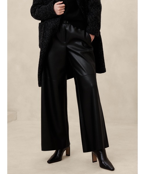 BANANA REPUBLIC FACTORY STORE（バナナリパブリック ファクトリーストア）の「BANANA REPUBLIC FACTORY STORE　　ヴィーガンレザー ワイドレッグ プルオンパンツ（その他パンツ・レディース・ブラック/ベージュ・S/XS/L/M）」の4枚目の写真