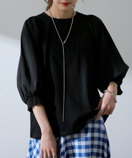 HUG.U(ハグユー)の「パフT袖ぽわん(Tシャツ/カットソー・レディース・ブラック/ライトベージュ/ホワイト/ネイビー/ラベンダー・M/L)」の3枚目の写真