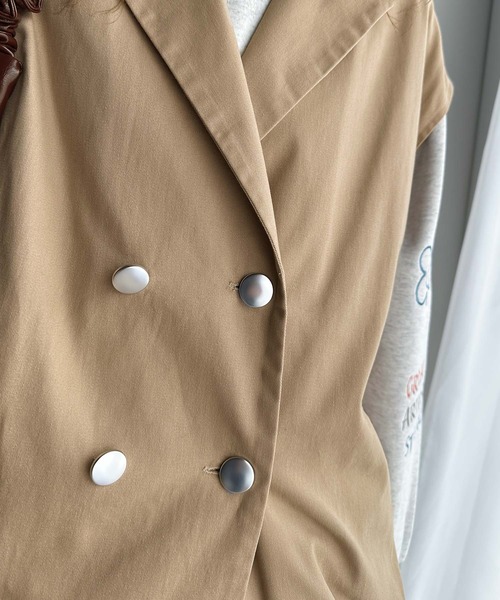 Java（ジャバ）の「《Javaジャバコラボ》洗練された魅力。綿100%リバーシブル2way裾ドロストダブルテーラードベスト（ベスト・レディース・ブラック/ベージュ・LARGE/MEDIUM/SMALL/X-LARGE）」の20枚目の写真