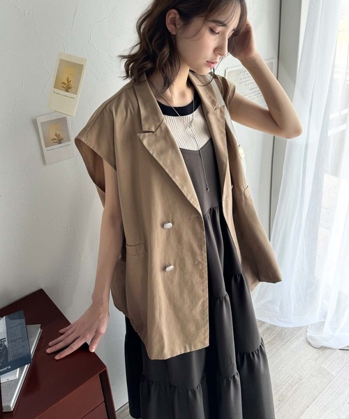 Java（ジャバ）の「《Javaジャバコラボ》洗練された魅力。綿100%リバーシブル2way裾ドロストダブルテーラードベスト（ベスト・レディース・ブラック/ベージュ・LARGE/MEDIUM/SMALL/X-LARGE）」の10枚目の写真