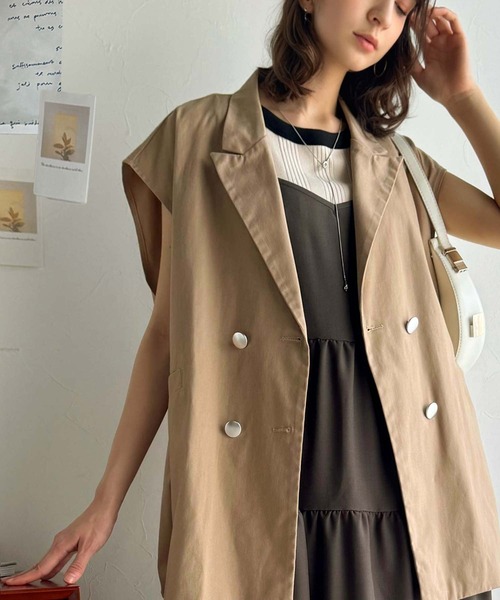 Java（ジャバ）の「《Javaジャバコラボ》洗練された魅力。綿100%リバーシブル2way裾ドロストダブルテーラードベスト（ベスト・レディース・ブラック/ベージュ・LARGE/MEDIUM/SMALL/X-LARGE）」の15枚目の写真