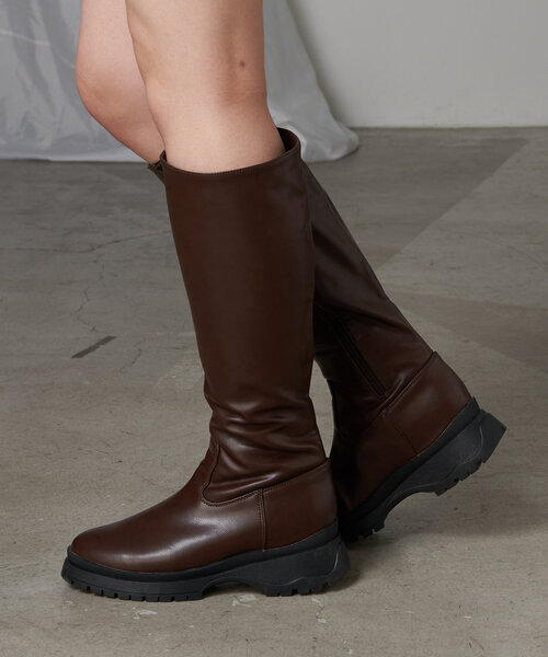 RAY CASSIN(レイカズン)の「ロングエコレザーブーツ(ブーツ・レディース・ブラック/ブラウン・SMALL/MEDIUM/LARGE)」の20枚目の写真