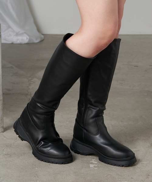 RAY CASSIN(レイカズン)の「ロングエコレザーブーツ(ブーツ・レディース・ブラック/ブラウン・SMALL/MEDIUM/LARGE)」の1枚目の写真