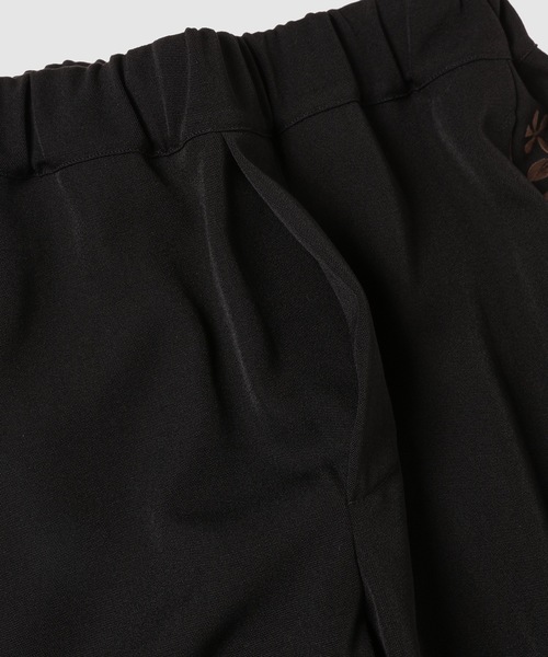 WALES BONNER(ウェールズ ボナー)の「Cairo Trouser(その他パンツ・レディース・ブラック・38)」の4枚目の写真