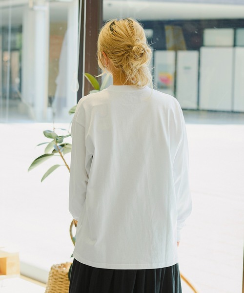 UNIVERSAL OVERALL(ユニバーサルオーバーオール)の「UNIVERSAL OVERALL UO EMBROIDERY L/S(Tシャツ/カットソー・メンズ・ブラック/ホワイト/ネイビー・MEDIUM/LARGE)」の4枚目の写真