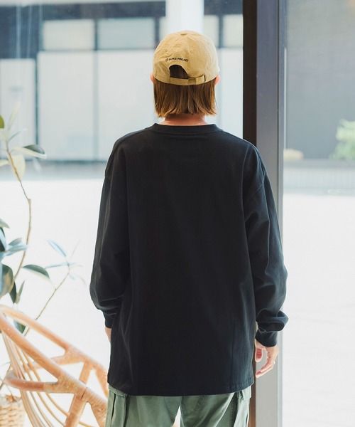 UNIVERSAL OVERALL(ユニバーサルオーバーオール)の「UNIVERSAL OVERALL UO EMBROIDERY L/S(Tシャツ/カットソー・メンズ・ブラック/ホワイト/ネイビー・MEDIUM/LARGE)」の8枚目の写真