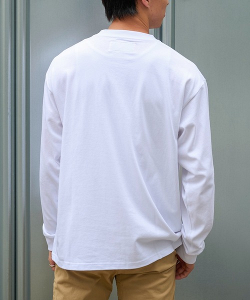 UNIVERSAL OVERALL(ユニバーサルオーバーオール)の「UNIVERSAL OVERALL UO EMBROIDERY L/S(Tシャツ/カットソー・メンズ・ブラック/ホワイト/ネイビー・MEDIUM/LARGE)」の21枚目の写真