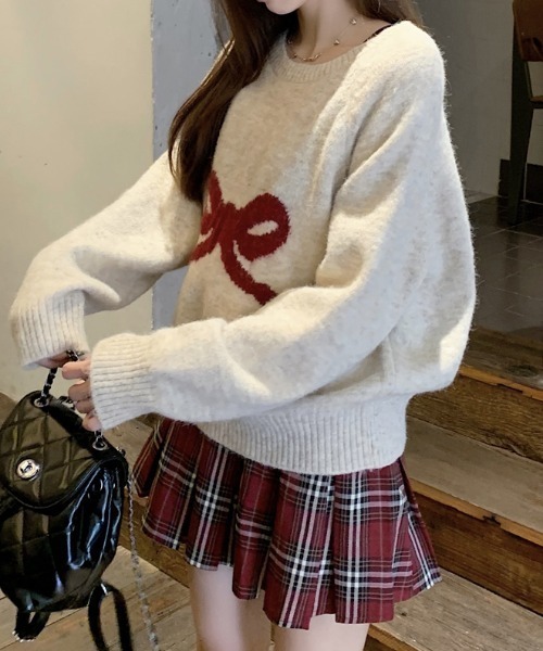 emi+(エミプラス)の「配色リボンジャガードニットプルオーバー(ニット/セーター・レディース・ベージュ/グレー/チャコールグレー/パープル・FREE)」の6枚目の写真